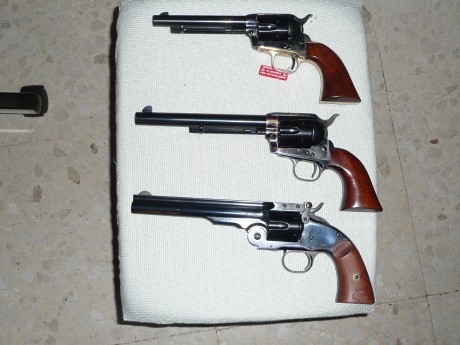 Me encantan los rifles de palanca. No sé si son potentes, ni si son precisos y lo que si sé es que no 90