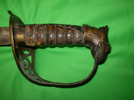Hola mi nombre es Félix y me han regalado varias armas, pero no tengo ni idea de que se trata y si tienen 00