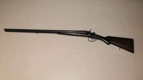 Hola amigos:
estoy buscando una escopeta paralela preferiblemente de perrillos y me han ofrecido varias.
Como 12