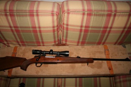 Ya amenacé hace tiempo en el hilo de los Benelli, seguramente es el rifle más extendido en España y cada 141