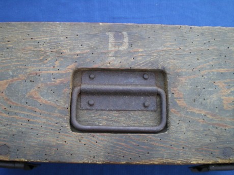 Hace unos días encontré por casualidad en una web extranjera un arma a la venta que hacía muchos años 40