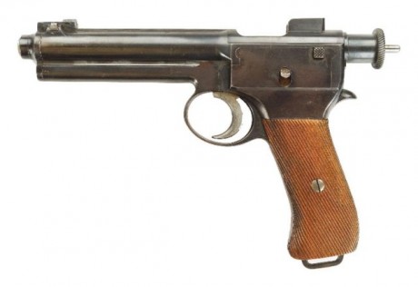 Hace unos días encontré por casualidad en una web extranjera un arma a la venta que hacía muchos años 22