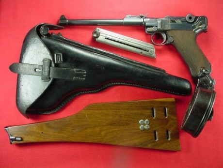 Hace unos días encontré por casualidad en una web extranjera un arma a la venta que hacía muchos años 131