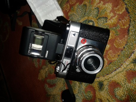Vendo camara de fotos de la marca WERLISA COLOR Objetivo Anastigmatico. Segun me he informado es de la 00