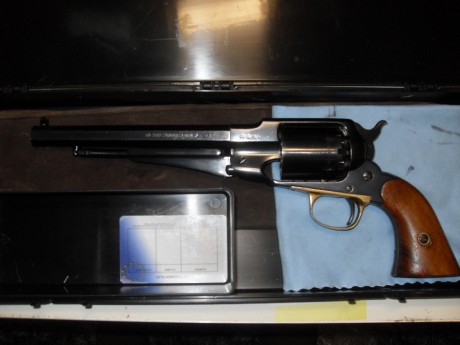Hola,he abierto este hilo para que todos aquellos que tengais armas Españolas,podais lucirlas aqui con 130