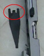 ¿Podría decirme alguien cuál es la utilidad de la parte ancha del destornillador Walther?.

Un saludo 00