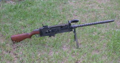 Hace unos días encontré por casualidad en una web extranjera un arma a la venta que hacía muchos años 70