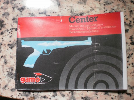 Hola compañeros.

¡Quien me mandaría a mí, buscar una culata para mi gamatic de pistolete corto!

Si con 140