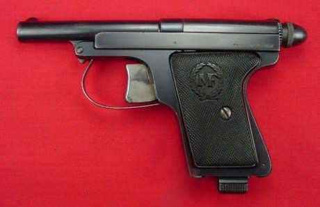 Hace unos días encontré por casualidad en una web extranjera un arma a la venta que hacía muchos años 01