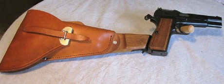 Hace unos días encontré por casualidad en una web extranjera un arma a la venta que hacía muchos años 21