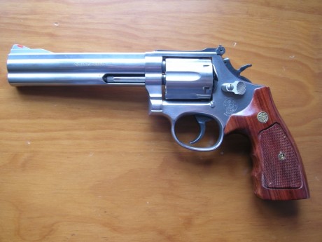   Hola chicos, como veo que falta un sub-foro de esta marca (lo hay de Glock, de 1911's, de Revólveres, 130