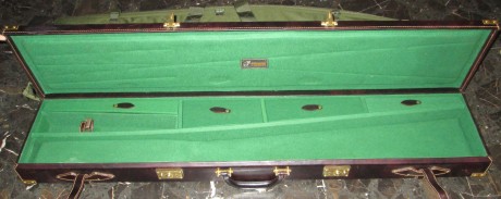 En venta éste maletín  de cuero y madera, artesanal, lujo, completamente nuevo, fabricado por Expósito 01