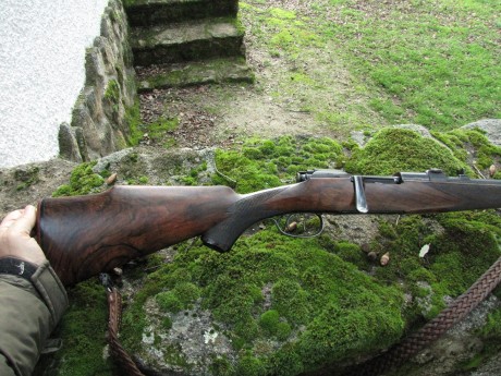 Ahi os dejo ésto.

https://mauser-m12.com/m12-features-technical-specifications/

Un saludo 10