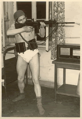 Hace unos días encontré por casualidad en una web extranjera un arma a la venta que hacía muchos años 150
