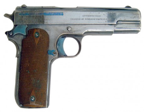 Hace unos días encontré por casualidad en una web extranjera un arma a la venta que hacía muchos años 22