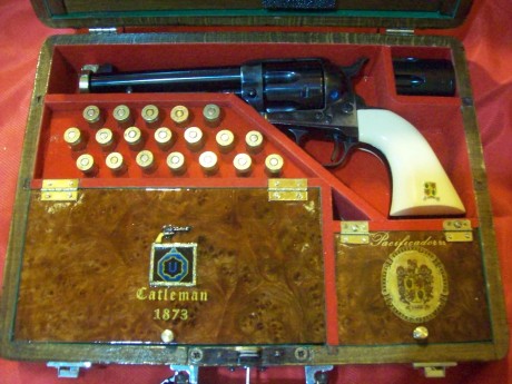  Hilo para colocar fotos, de esas armas de pólvora negra que tanto nos gustan y tenemos bien cuidadas, 92