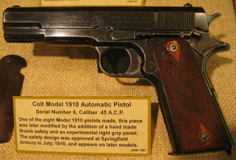 Hace unos días encontré por casualidad en una web extranjera un arma a la venta que hacía muchos años 41