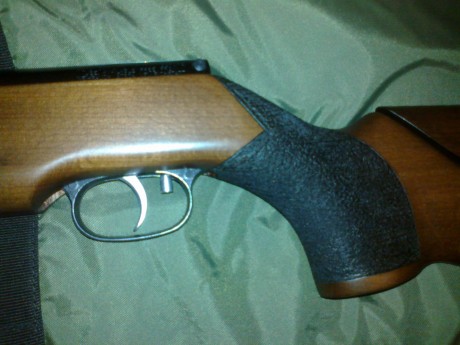 Hola compañeros, ayer recibi mi flamante HW98 en calibre 5,5, a muy buen precio,  era la ultima que quedaba 01