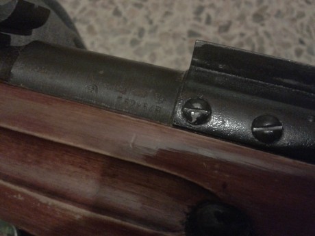El Mosin-Nagant ..
es un rifle militar accionado por cerrojo, con cargador de cinco proyectiles, que 142