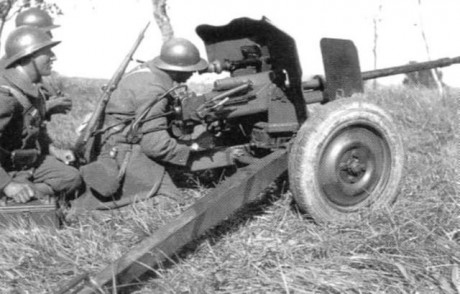 Hace unos días encontré por casualidad en una web extranjera un arma a la venta que hacía muchos años 40
