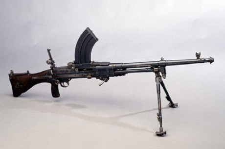 Hace unos días encontré por casualidad en una web extranjera un arma a la venta que hacía muchos años 112