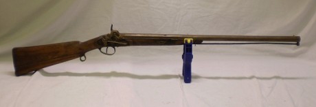 Hola, un amigo extranjero tiene este rifle, dice que en el cañón pone "de Sulalca Eibar", obviamente 00