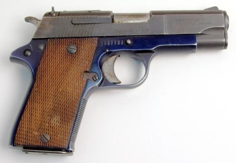 Hace unos días encontré por casualidad en una web extranjera un arma a la venta que hacía muchos años 01