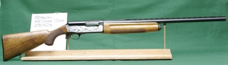 La Luigui Franchi fue fundada en 1868, produciendo escopetas de dos cañones primero y en 1948 escopetas 20