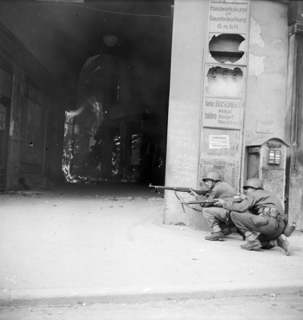 Hace unos días encontré por casualidad en una web extranjera un arma a la venta que hacía muchos años 51