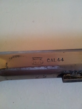 Hola, soy nueva en este foro y como hay muchos entendidos sobre las pistolas de Avancarga me gustaría 32