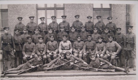 Hace unos días encontré por casualidad en una web extranjera un arma a la venta que hacía muchos años 50