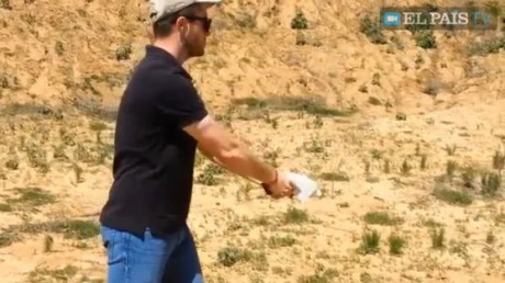 Publicado hoy en El País:

 ‘Liberator’, la pistola reproducida con una impresora 3D 
https://tecnologia.elpais.com/tecnologia/2013/05/06/actualidad/1367825291_146636.html

¿Qué 00