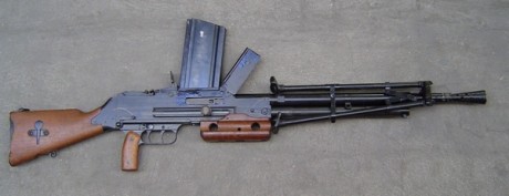 Hace unos días encontré por casualidad en una web extranjera un arma a la venta que hacía muchos años 70