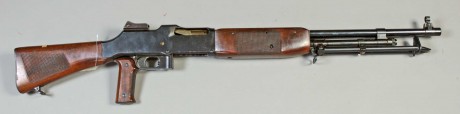 Hace unos días encontré por casualidad en una web extranjera un arma a la venta que hacía muchos años 152