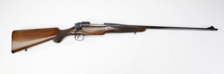 Hace unos días encontré por casualidad en una web extranjera un arma a la venta que hacía muchos años 10