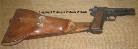 Hace unos días encontré por casualidad en una web extranjera un arma a la venta que hacía muchos años 40