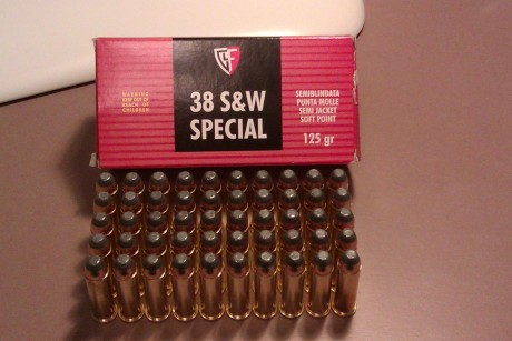 Se ha hablado mucho de..... "si pudieramos tener un arma o portar un arma, cual seria????", 30