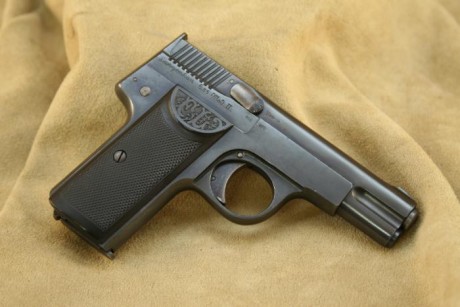 Hace unos días encontré por casualidad en una web extranjera un arma a la venta que hacía muchos años 20