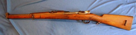 Hace unos días encontré por casualidad en una web extranjera un arma a la venta que hacía muchos años 131
