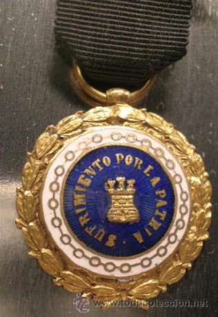 Me encantan los rifles de palanca. No sé si son potentes, ni si son precisos y lo que si sé es que no 100