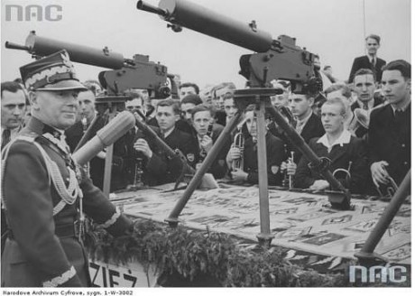 Hace unos días encontré por casualidad en una web extranjera un arma a la venta que hacía muchos años 62