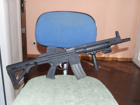 Hace poco me enterado que s.b fábrica bajo licencia los g-36 y usp de hk.
Es cierto, sabéis algo, son 141