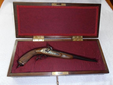  Videos de nuestro amigo Artesano, con el armado y desarmado de los modelos Remington y Colt. 

 pCB6FObSBms 60