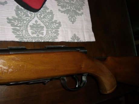 Buenas noches

Bueno, pues aquí teneis la segunda carabina que los gorgojos del foro no me dejaron vender 21