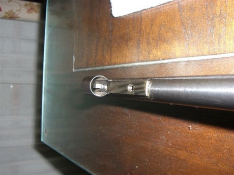 Buenas noches

Bueno, pues aquí teneis la segunda carabina que los gorgojos del foro no me dejaron vender 40