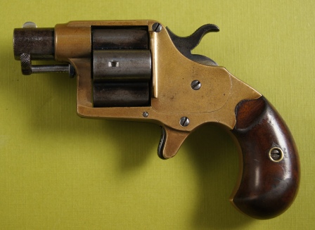 Hace unos días encontré por casualidad en una web extranjera un arma a la venta que hacía muchos años 10