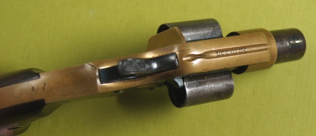 Hace unos días encontré por casualidad en una web extranjera un arma a la venta que hacía muchos años 72