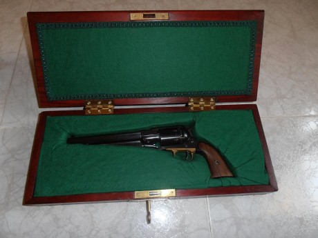  Videos de nuestro amigo Artesano, con el armado y desarmado de los modelos Remington y Colt. 

 pCB6FObSBms 70
