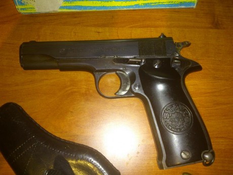 Hola,he abierto este hilo para que todos aquellos que tengais armas Españolas,podais lucirlas aqui con 31