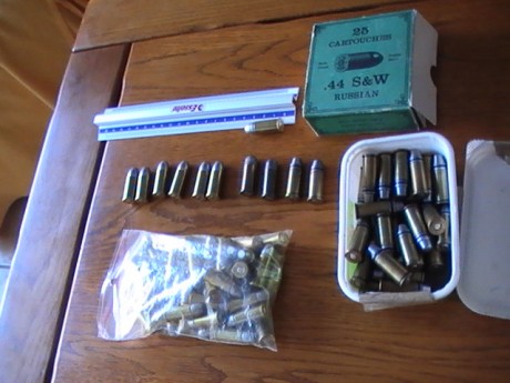 Por fin tengo ya un arma que puedo utilizar, pero no consigo disparar correctamente con el, por eso recurro 01